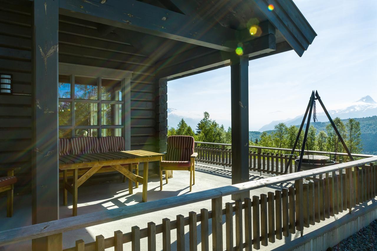 Gladheim Villa Stranda  Bagian luar foto